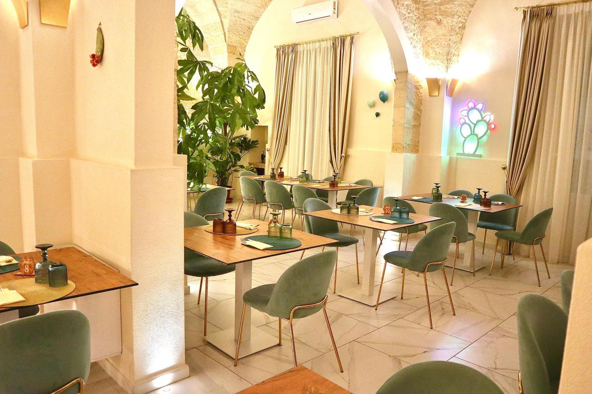 Palazzo Bove Bed & Breakfast Galatone Bagian luar foto