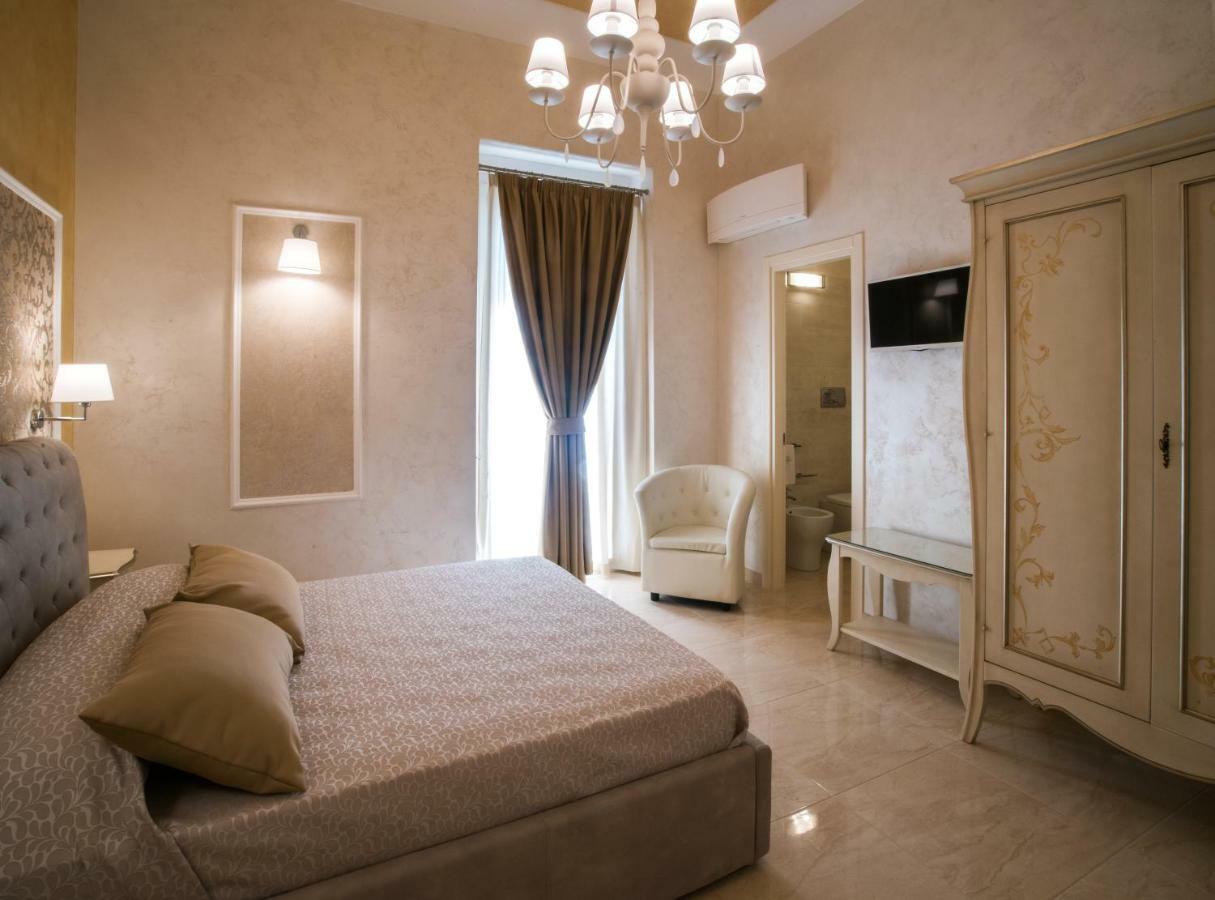 Palazzo Bove Bed & Breakfast Galatone Bagian luar foto