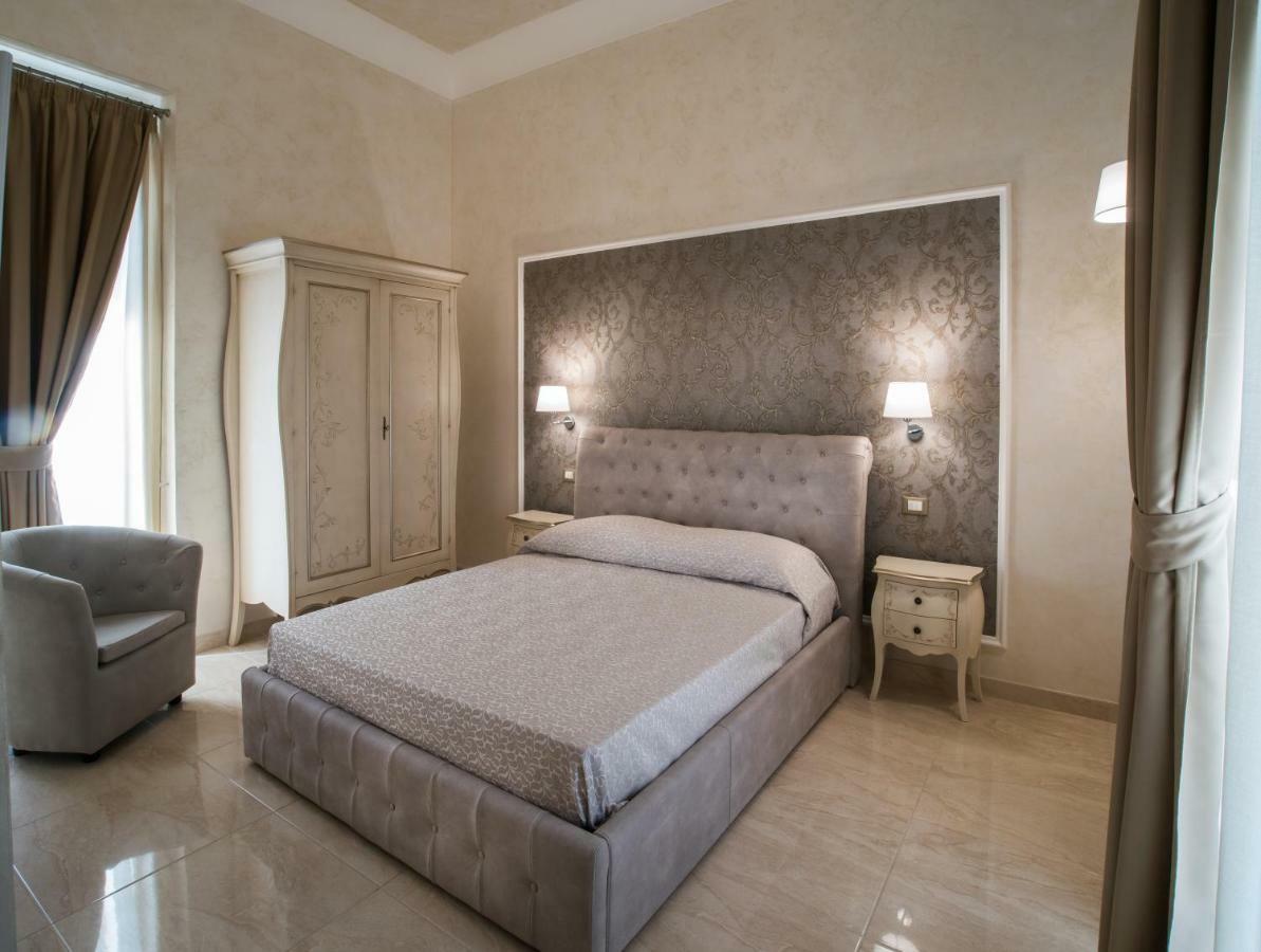 Palazzo Bove Bed & Breakfast Galatone Bagian luar foto