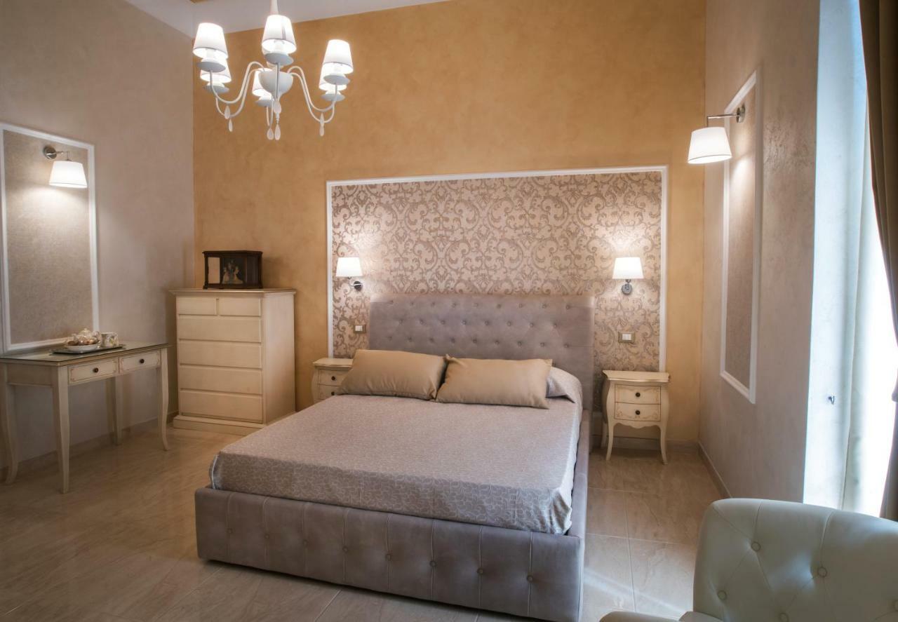 Palazzo Bove Bed & Breakfast Galatone Bagian luar foto