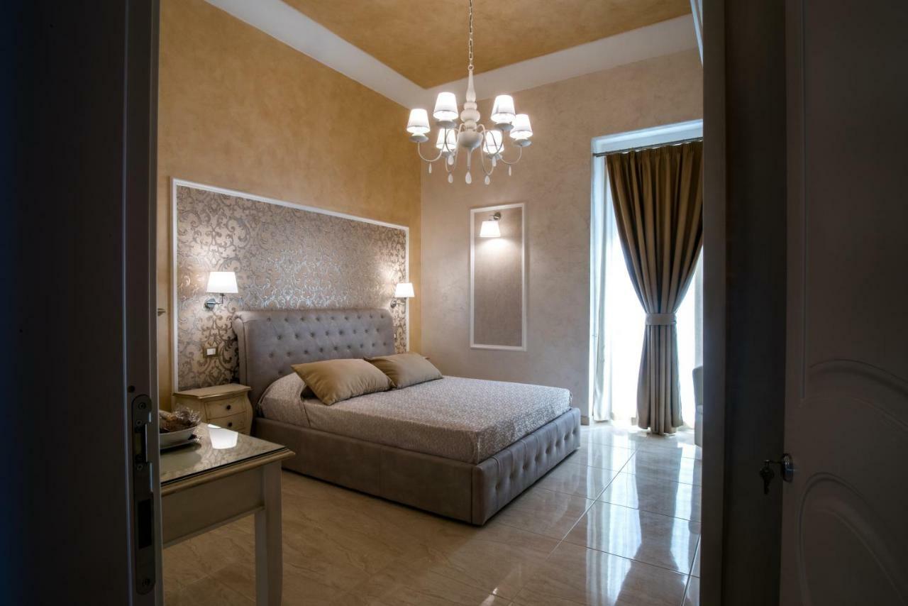 Palazzo Bove Bed & Breakfast Galatone Bagian luar foto