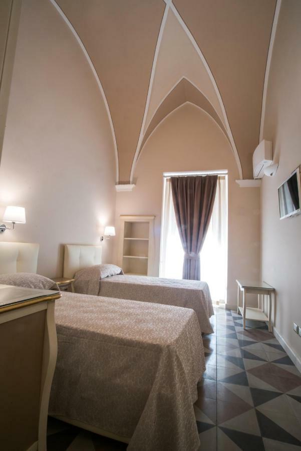 Palazzo Bove Bed & Breakfast Galatone Bagian luar foto